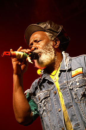 Burning Spear / Delidel Touch