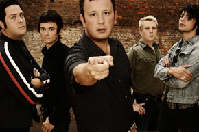 Gluecifer: "Rock-'n-roll is commerci�le muziek voor een breed publiek."