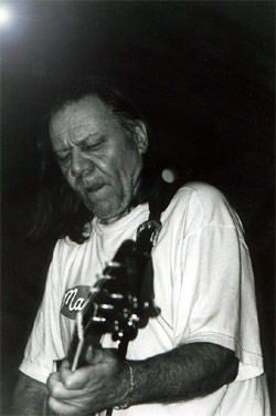 Roland Van Campenhout